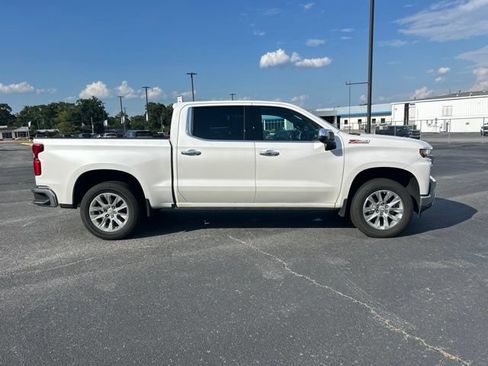Used 2022 Chevrolet Silverado 1500 LTZ w/ LTZ Premium Package AWD/4WD image 5