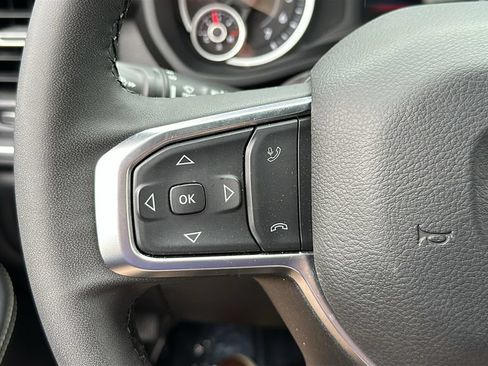Used 2025 RAM 2500 Big Horn AWD/4WD image 18