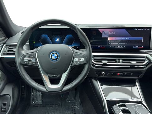 Used 2024 BMW i4 eDrive35 w/ Premium Package image 17