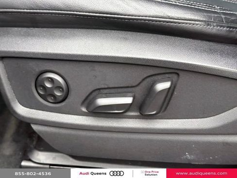 Used 2023 Audi Q5 2.0T Premium w/ Convenience Package AWD/4WD image 21