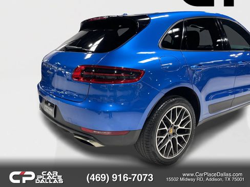 Used 2018 Porsche Macan AWD/4WD image 11