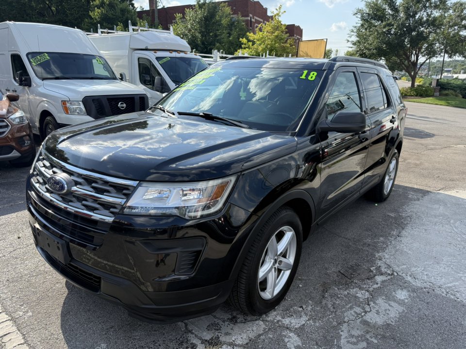 Used 2018 Ford Explorer FWD image 1