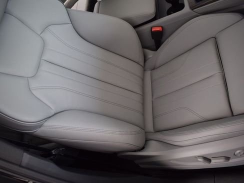 Certified 2024 Audi Q5 2.0T Premium Plus w/ Premium Plus Package image 16