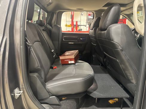 Used 2017 RAM 1500 Laramie w/ Convenience Group RWD image 12