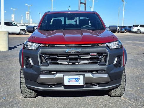 Used 2025 Chevrolet Colorado Trail Boss image 2