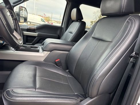 Used 2022 Ford F350 Lariat w/ Lariat Value Package image 8