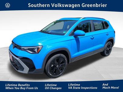 New 2025 Volkswagen Taos SE