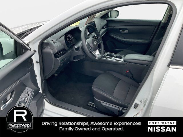 Used 2024 Nissan Sentra SV FWD image 10