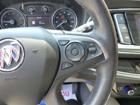 Used 2021 Buick Enclave Essence w/ Sound and Sites Package image 27