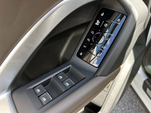 New 2025 Audi Q5 Prestige image 18