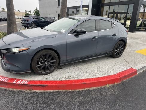 Used 2022 MAZDA MAZDA3 s w/ Appearance Package image 3