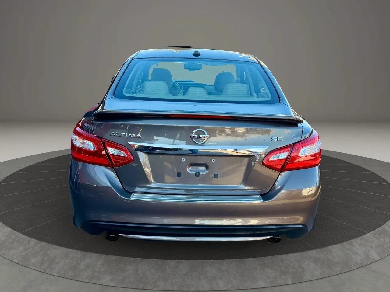 Used 2017 Nissan Altima 2.5 SL w/ 2.5 Technology Package FWD image 5