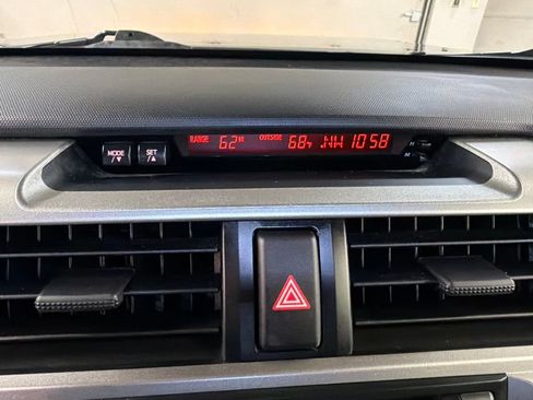 Used 2012 Toyota 4Runner SR5 w/ Premium Pkg AWD/4WD image 9
