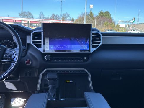 Used 2024 Toyota Tundra Limited image 28