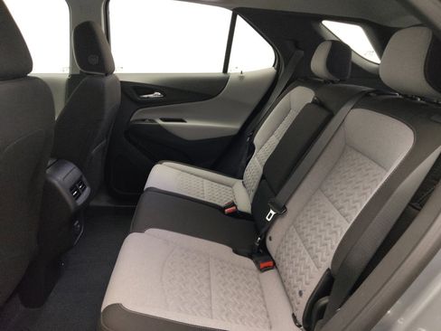 Used 2023 Chevrolet Equinox LS image 18
