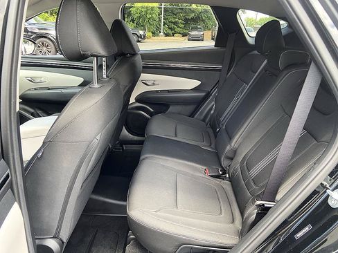Used 2024 Hyundai Tucson SEL FWD image 12