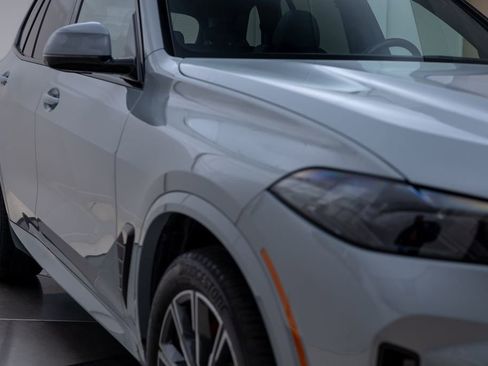 Used 2025 BMW X5 xDrive40i w/ M Sport Package AWD/4WD image 10