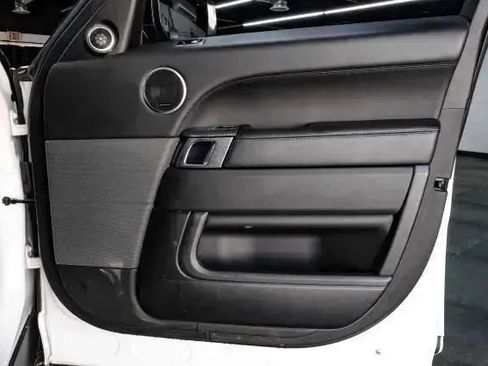 Used 2022 Land Rover Range Rover Sport HST image 48