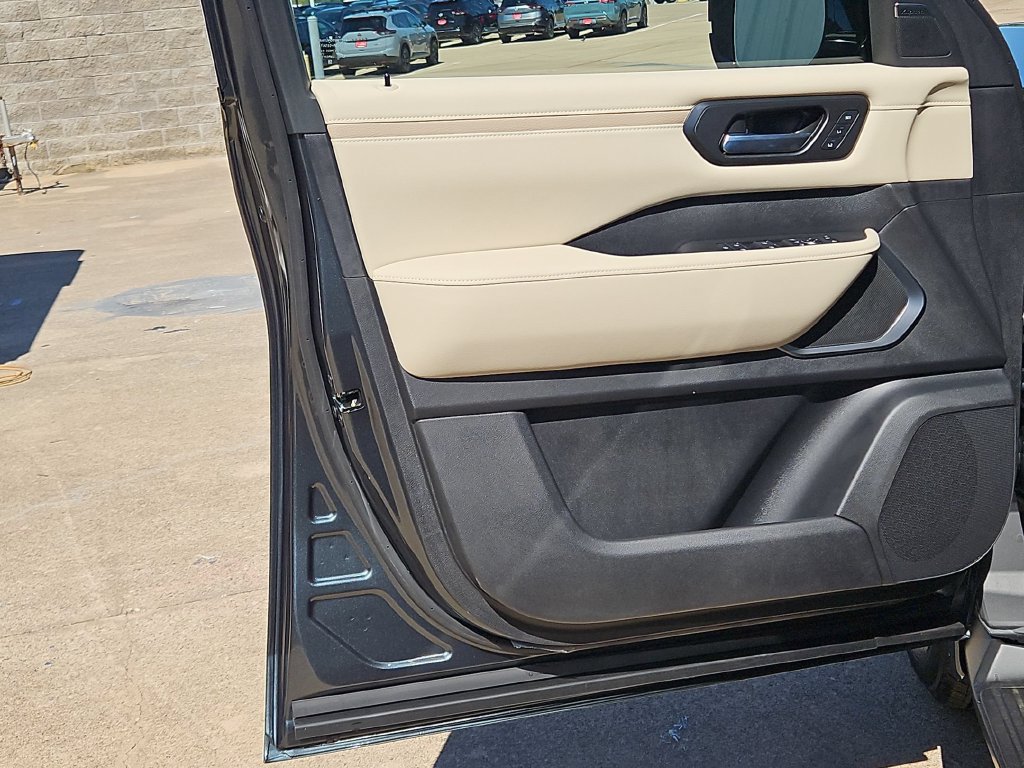 New 2026 Nissan Armada Platinum AWD/4WD image 14