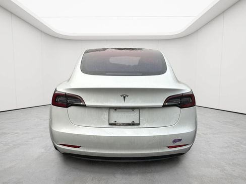 Used 2018 Tesla Model 3 Long Range RWD image 5