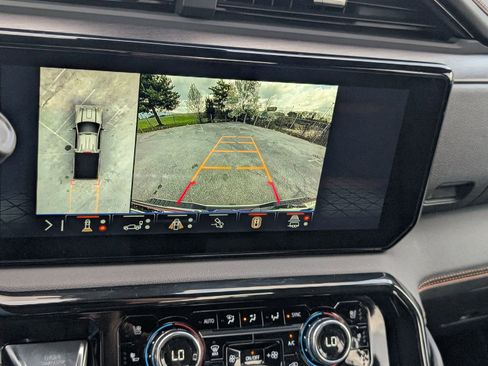 Certified 2025 GMC Sierra 2500 AT4 AWD/4WD image 19