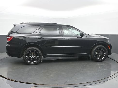 Used 2025 Dodge Durango GT AWD/4WD image 6