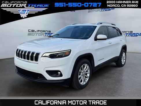 Used 2019 Jeep Cherokee Latitude w/ Popular Appearance Group image 1