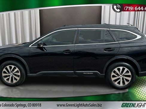 Used 2021 Subaru Outback Premium image 2