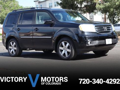 Used 2012 Honda Pilot Touring image 1