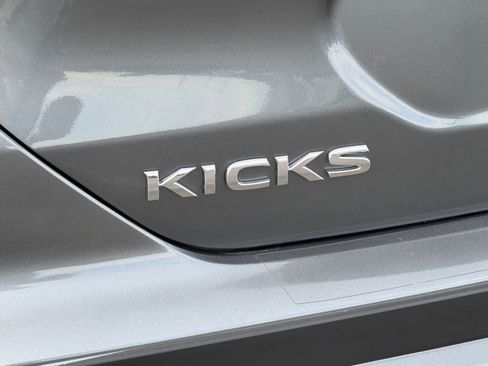 Certified 2025 Nissan Kicks Play S FWD image 27