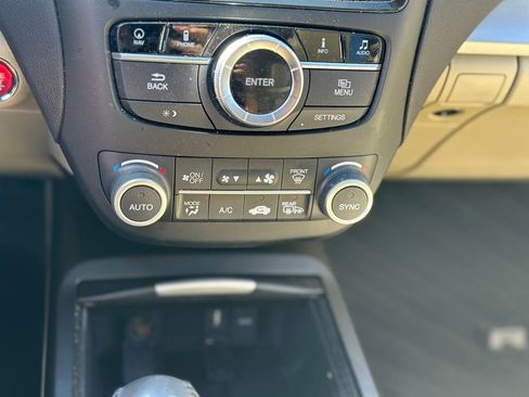 Used 2018 Acura RDX AWD w/ Advance Package image 17