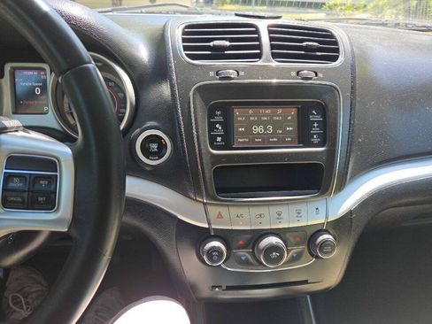 Used 2016 Dodge Journey SE w/ Flexible Seating Group FWD image 30