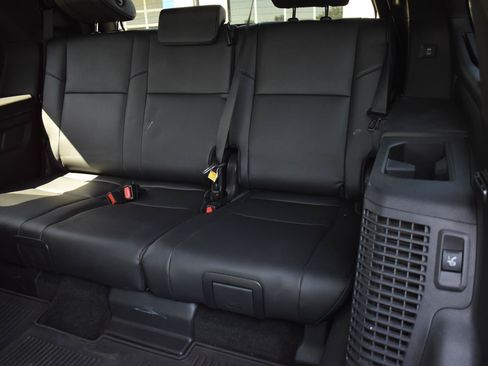 Used 2023 Toyota Sequoia Platinum AWD/4WD image 20