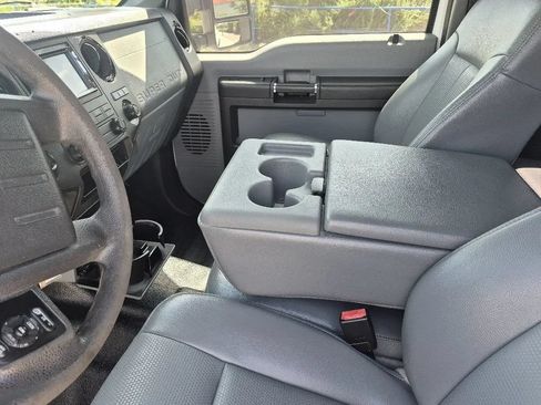 Used 2015 Ford F250 XL w/ XL Appearance Package RWD image 17