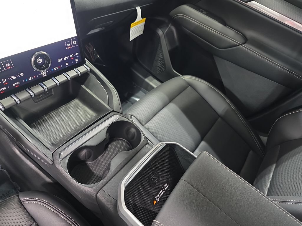 New 2027 GMC Terrain Elevation w/ Elevation Premium Package AWD/4WD image 25