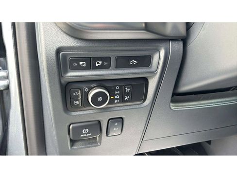 Used 2024 Ford F150 Platinum w/ Equipment Group 702A High image 21