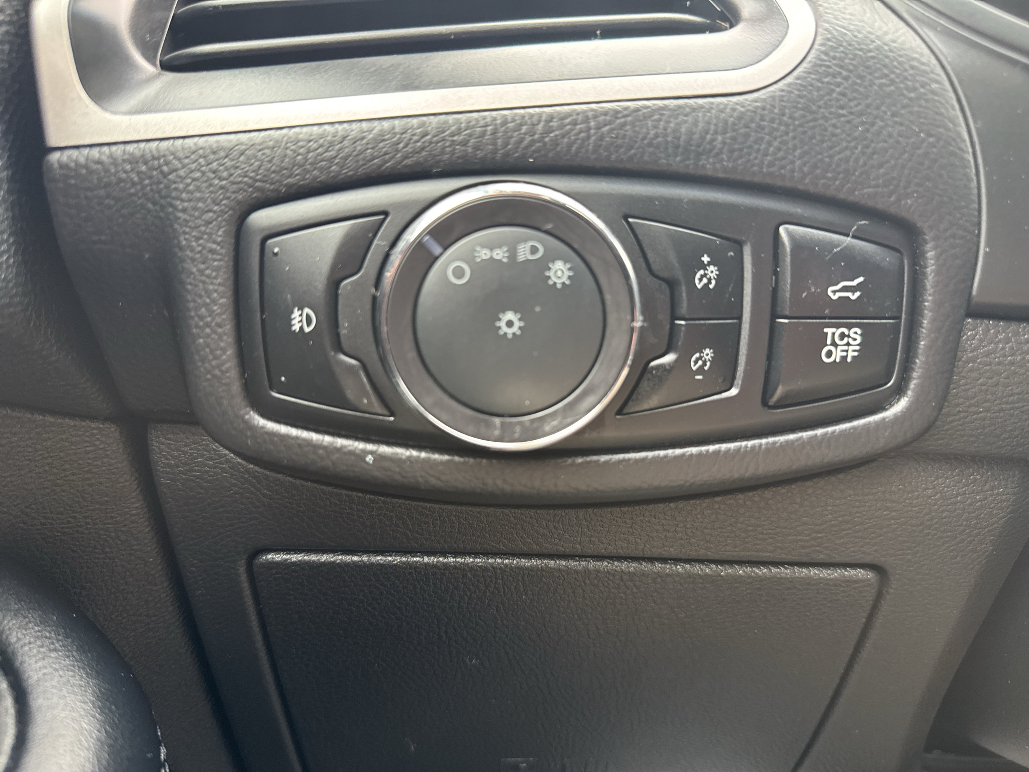 Used 2024 Ford Edge SEL w/ Convenience Package AWD/4WD image 12