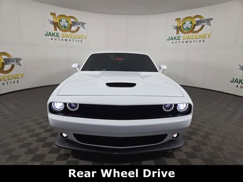 Used 2023 Dodge Challenger R/T w/ Plus Package image 3