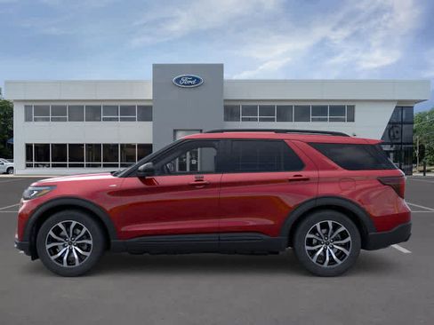 New 2026 Ford Explorer ST-Line image 3