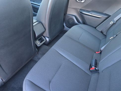 New 2026 Kia K4 LXS image 10