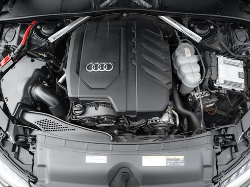 Used 2021 Audi A4 2.0T Premium Plus w/ Premium Plus Package AWD/4WD image 32