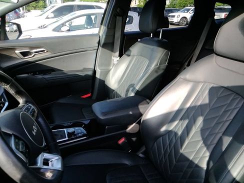 Used 2023 Kia Sportage X-Line AWD/4WD image 10