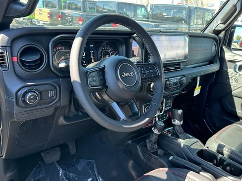New 2026 Jeep Gladiator Rubicon AWD/4WD image 17