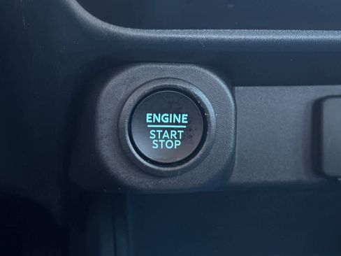 Used 2025 Ford Maverick XLT w/ Equipment Group 301A AWD/4WD image 22
