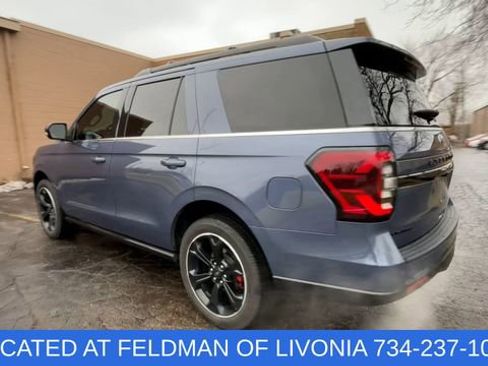 Used 2022 Ford Expedition Limited image 6