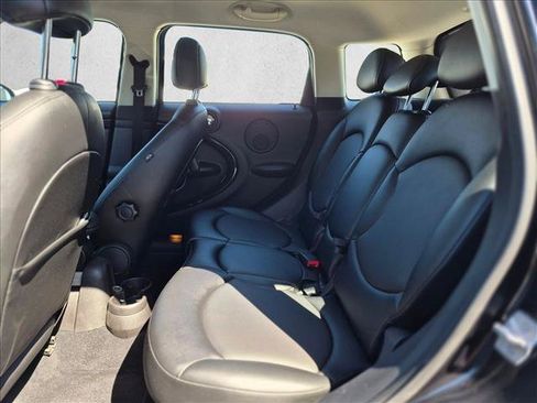 Used 2016 MINI Cooper Countryman FWD image 16