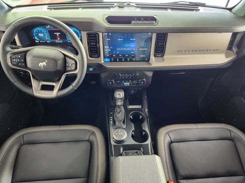 New 2026 Ford Bronco Outer Banks AWD/4WD image 15