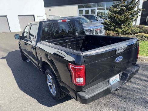 Used 2017 Ford F150 XL w/ Equipment Group 101A Mid AWD/4WD image 4