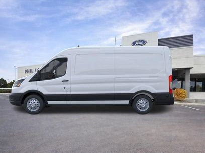 New 2026 Ford Transit 250 148 Medium Roof Extended AWD