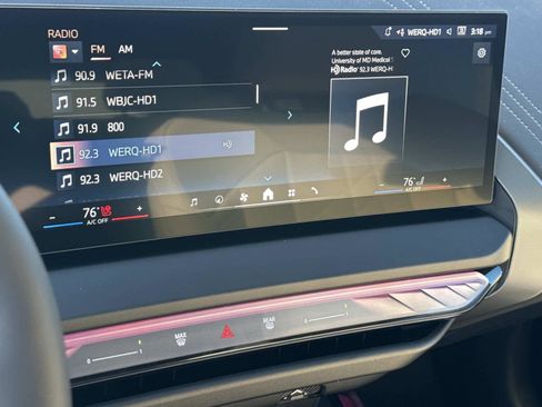 New 2026 BMW X3 xDrive30 w/ Premium Package image 3